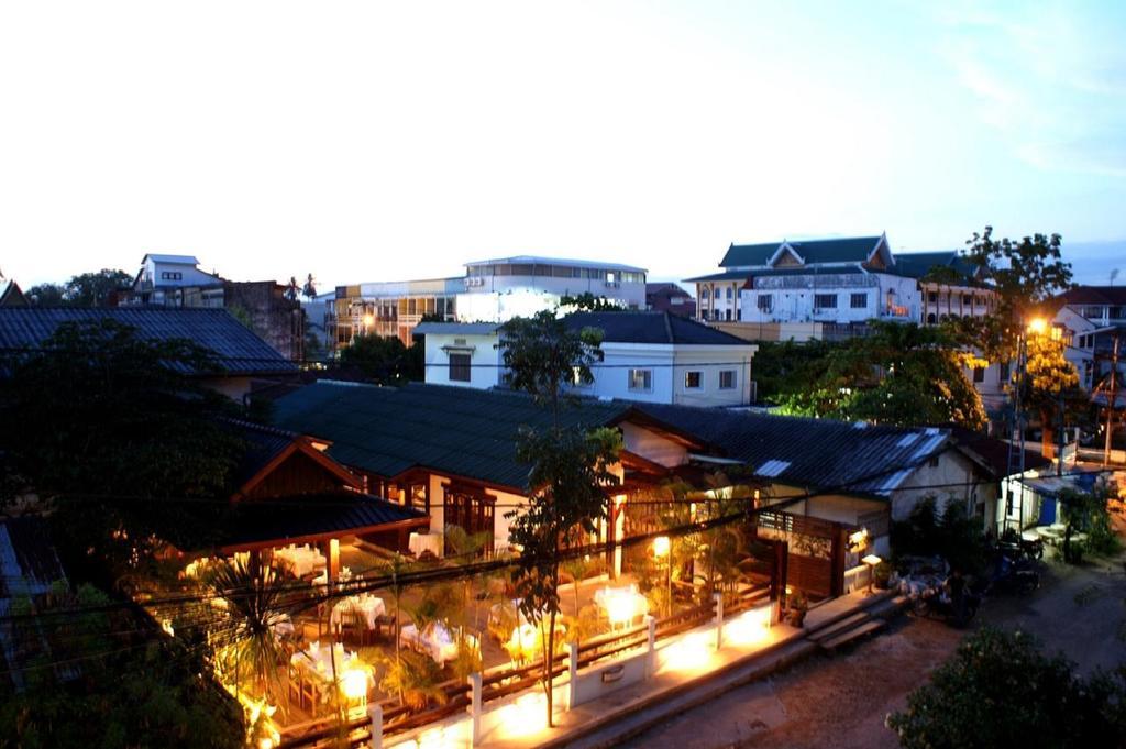 Avilla Phasouk Hotel Vientiane Eksteriør bilde